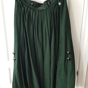 Green Maxi Bubble Skirt with Pleated A-Line Design